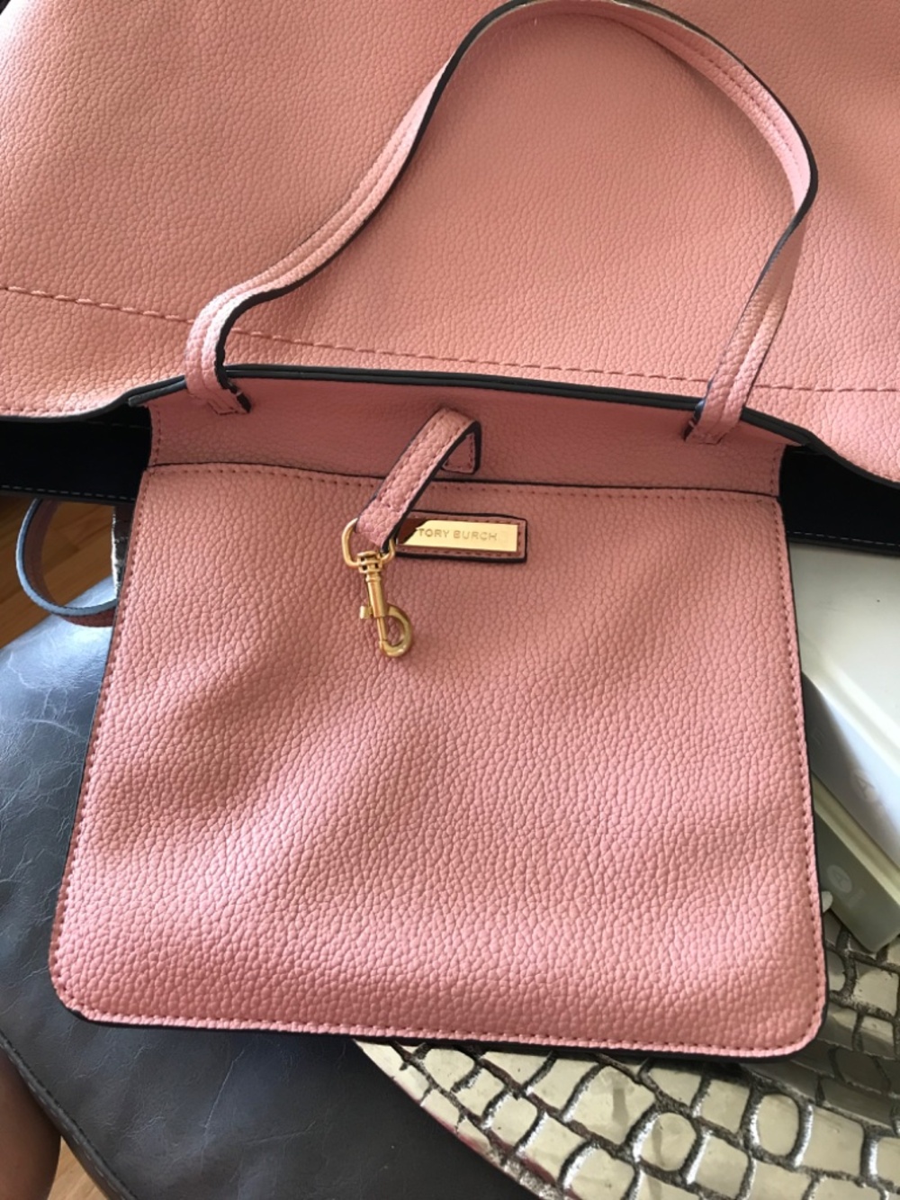 COQUETTE 🔥 TORY BURCH SOFT PINK LEATHER LARGE TOTE - Picture 14 of 16